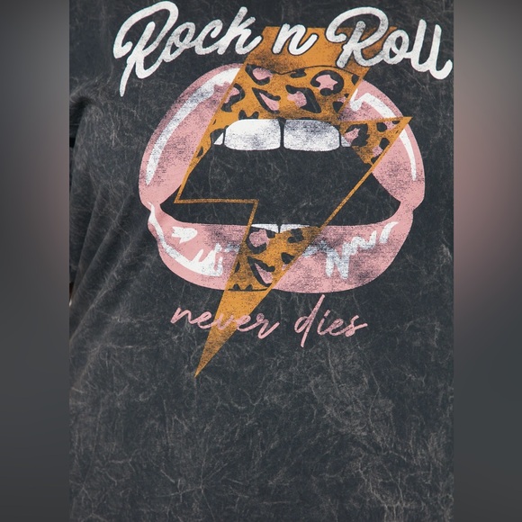 T-Shirt Dress! Brand New! - Picture 4 of 4